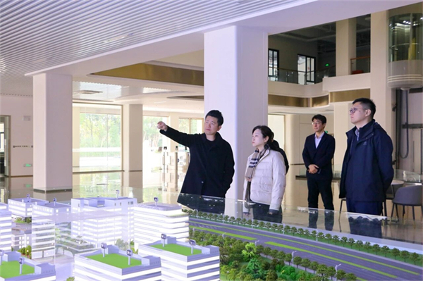 微信图片_2025-12-15_152350_115.jpg 微信图片_2025-12-15_152350_115.jpg